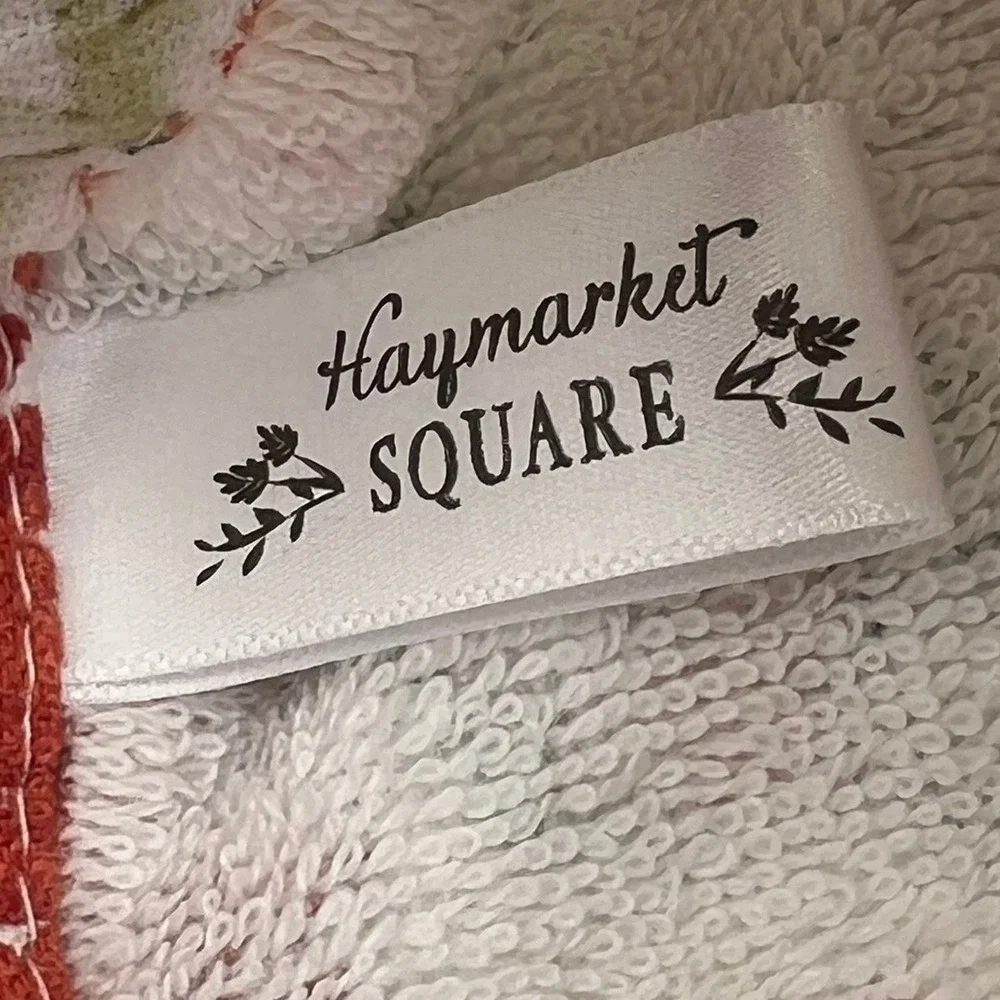Haymarket Square Kitchen Towels Unisex OS Red Floral New Set of 2 443416